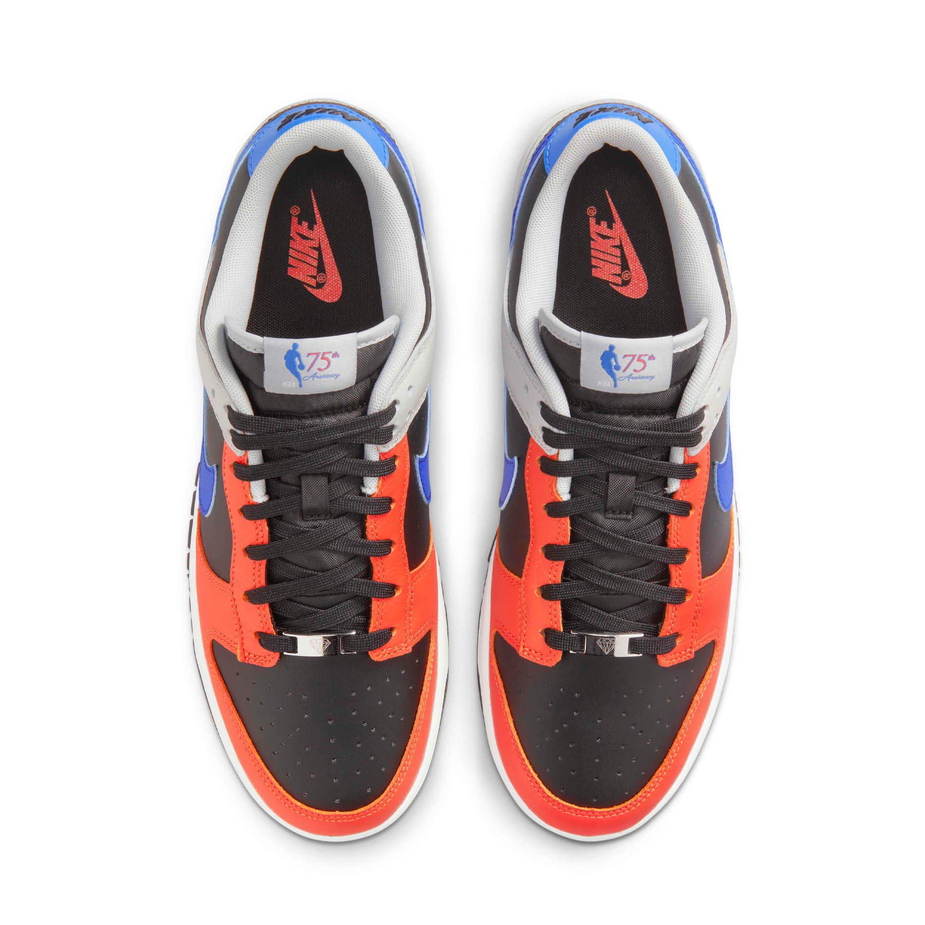Nike NBA x Dunk Low EMB '75th Anniversary - Knicks' — UK 3 | EU 35.5 | US 3.5 — Back View