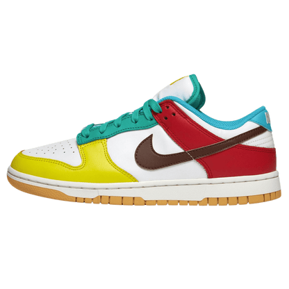 Nike Dunk Low SE 'Free.99 - White' — UK 3 | EU 35.5 | US 3.5 — Front View