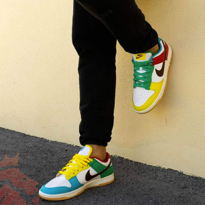 Nike Dunk Low SE 'Free.99 - White' — UK 3 | EU 35.5 | US 3.5 — Alternate View 7