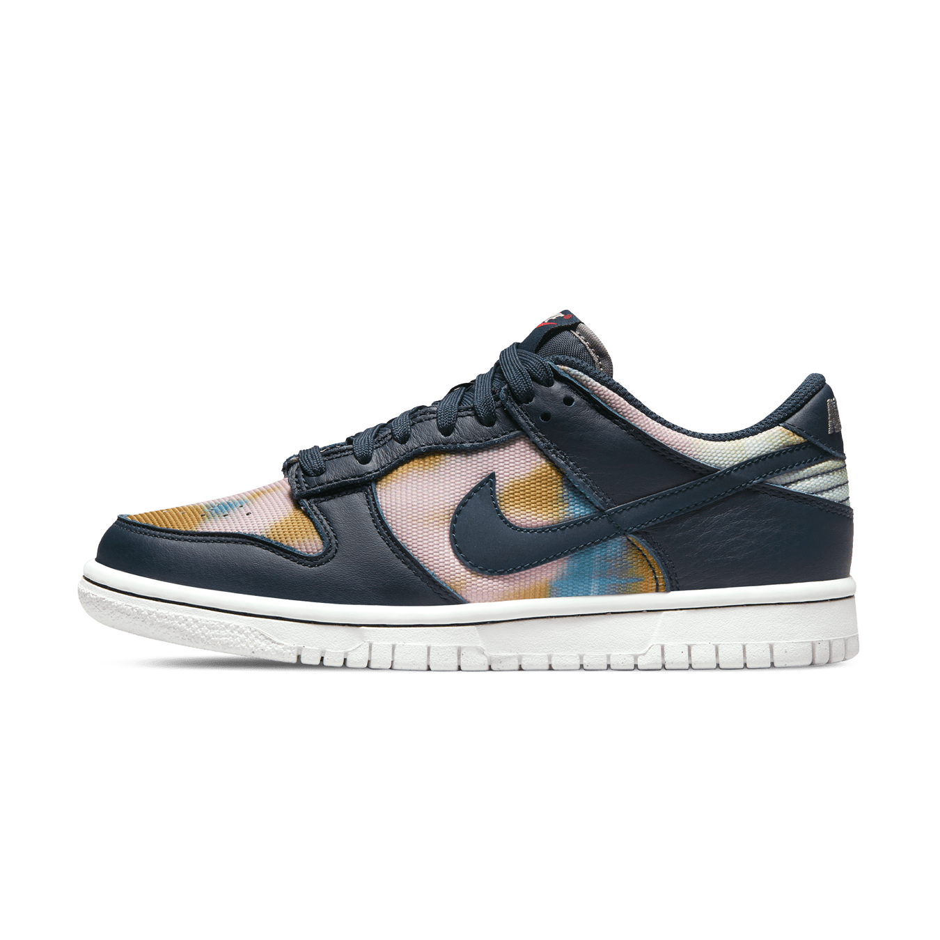 Nike Dunk Low SE GS 'Graffiti - Obsidian' — UK 13.5 | EU 32 | US 1Y — Front View