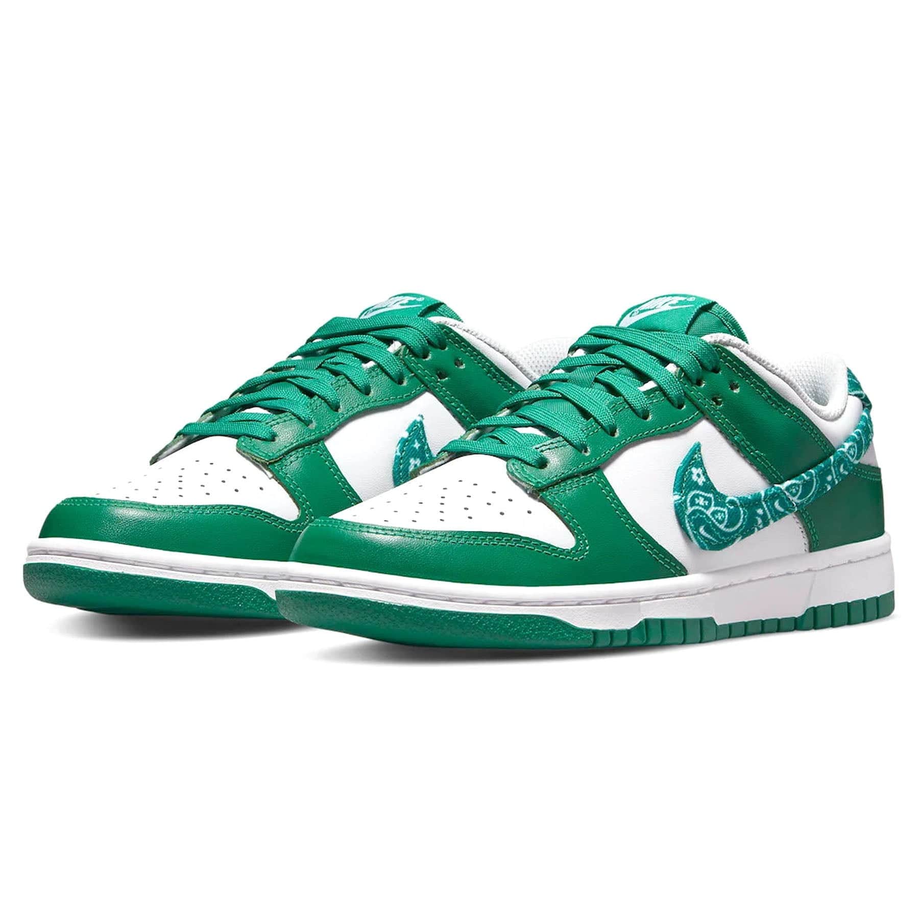 Nike Dunk Low  Wmns 'Green Paisley' — UK 2.5 | EU 35.5 | US 5 — Side View