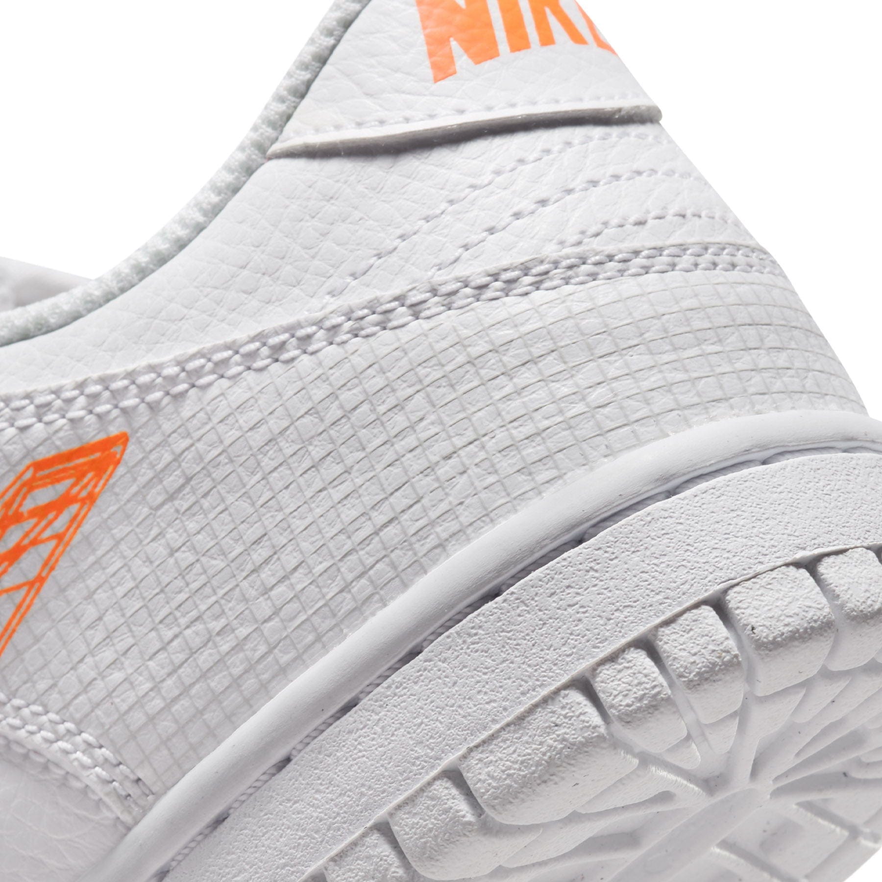 Nike Dunk Low GS 3D Swoosh White Grey — UK 13.5 | EU 32 | US 1Y — Alternate View 7