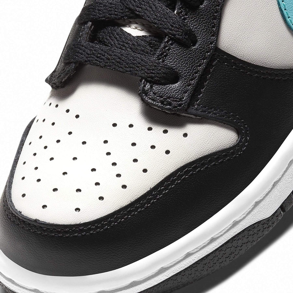 Nike Dunk Low GS ‘Tiffany’ — UK 13.5 | EU 32 | US 1Y — Lifestyle View