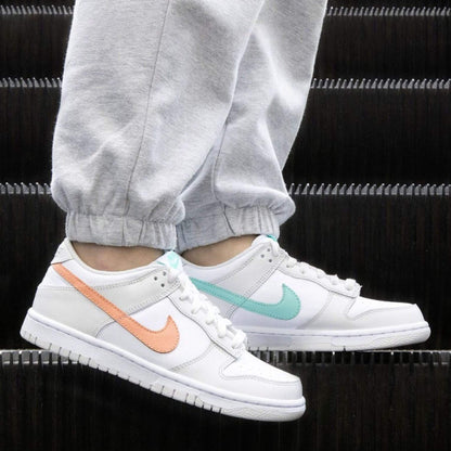 Nike Dunk Low GS ‘Tropical Twist’ — UK 13.5 | EU 32 | US 1Y — Alternate View 7