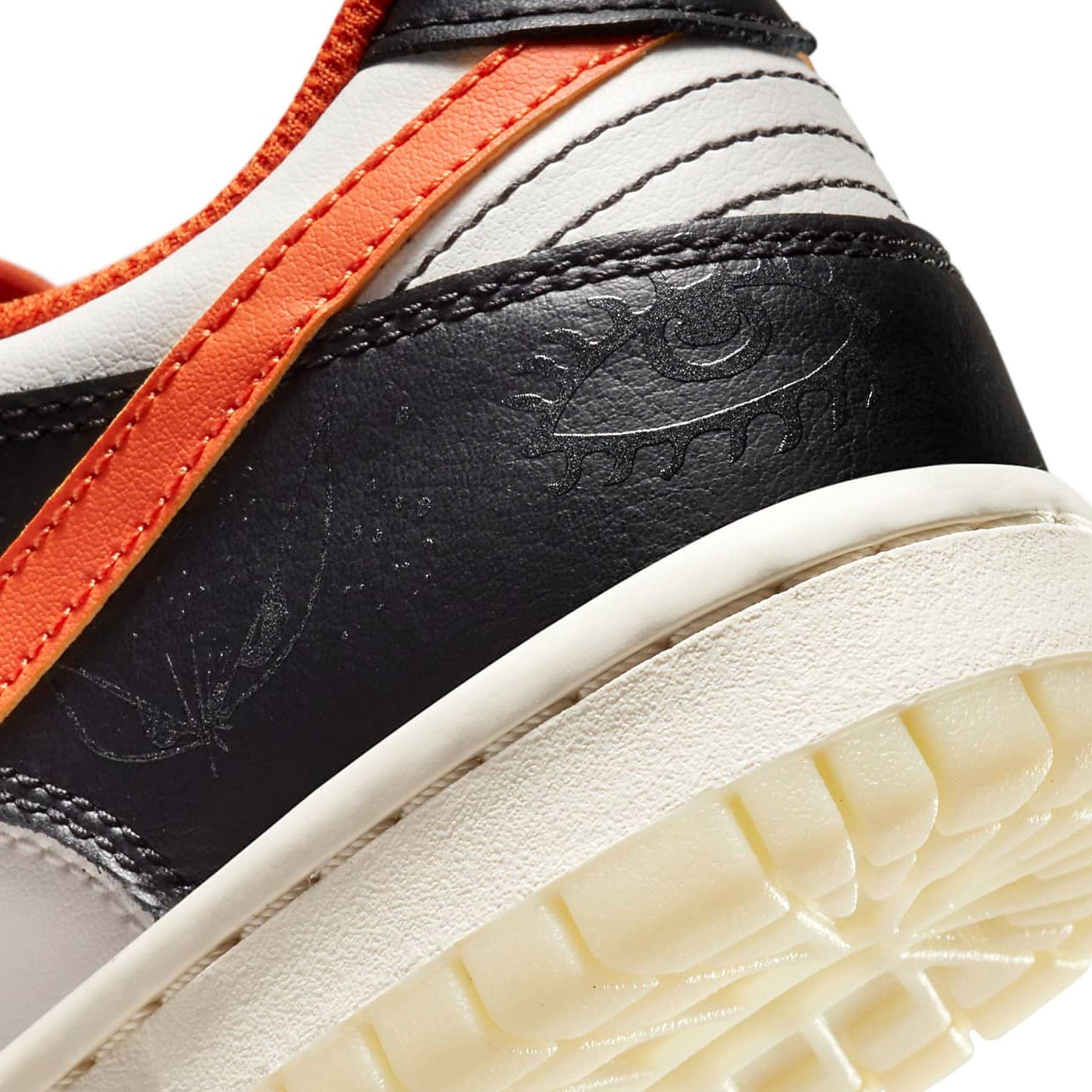 Nike Dunk Low Premium GS 'Halloween' — UK 13.5 | EU 32 | US 1Y — Alternate View 7