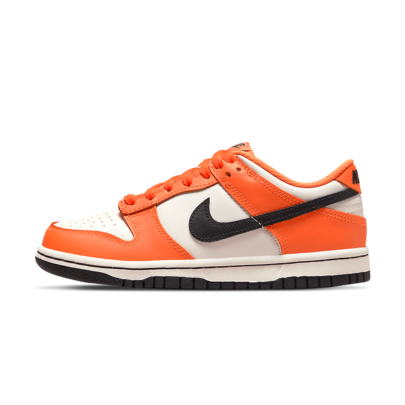 Nike Dunk Low GS Halloween 2022 — UK 13.5 | EU 32 | US 1Y — Front View