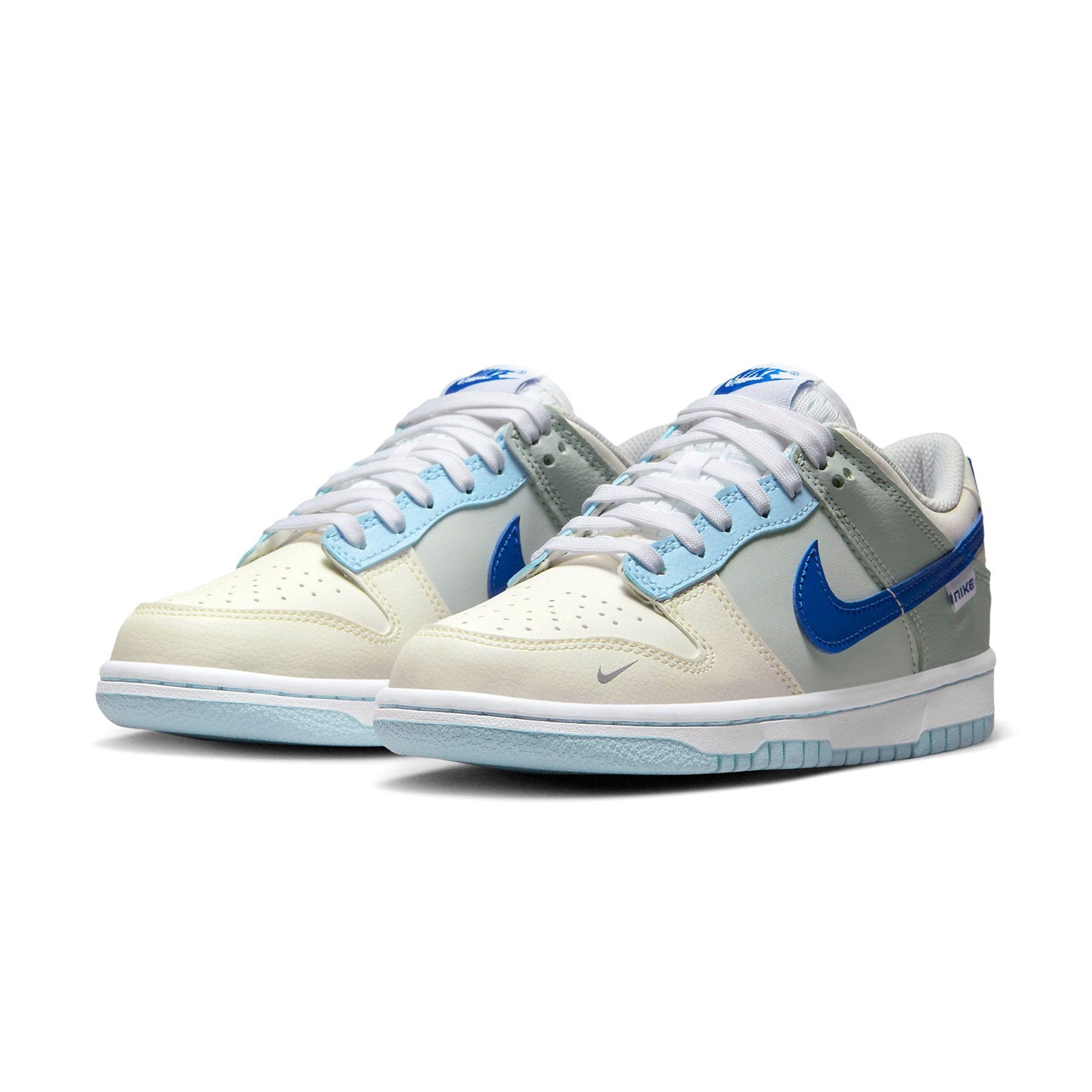 Nike Dunk Low GS 'Just Stitch It - Hyper Royal' — UK 13.5 | EU 32 | US 1Y — Side View