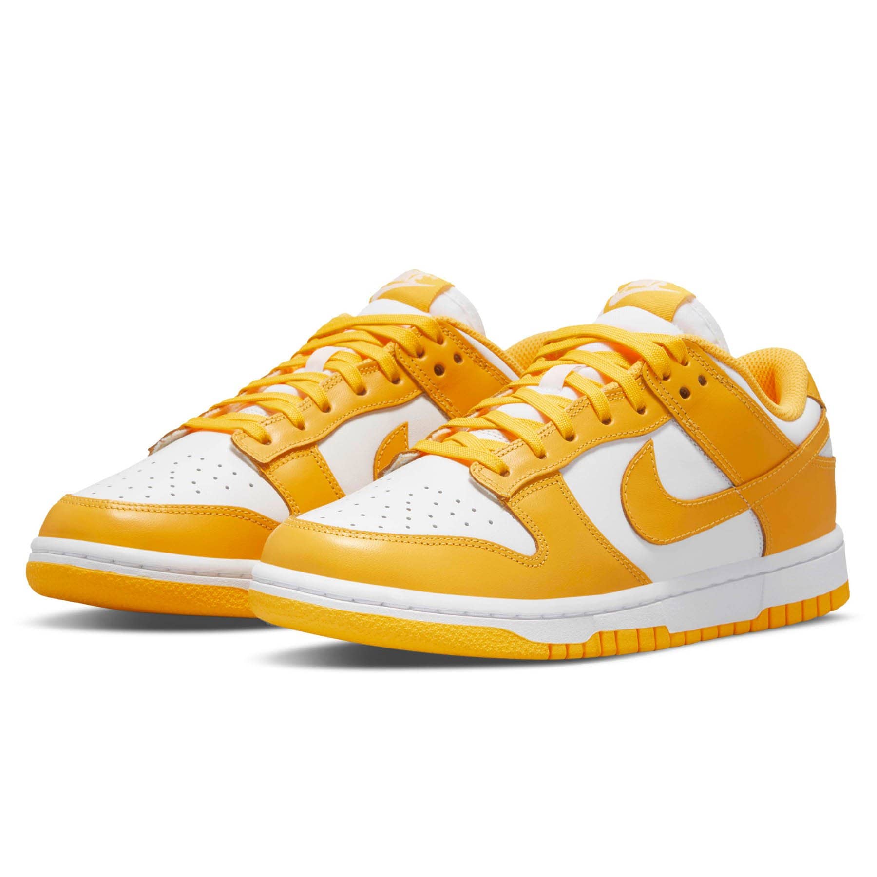 Nike Dunk Low Wmns 'Laser Orange' — UK 2.5 | EU 35.5 | US 5 — Back View