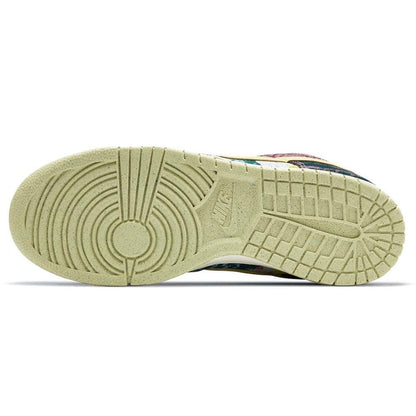 Nike Dunk Low 'Community Garden' — UK 3 | EU 35.5 | US 3.5 — Detail View