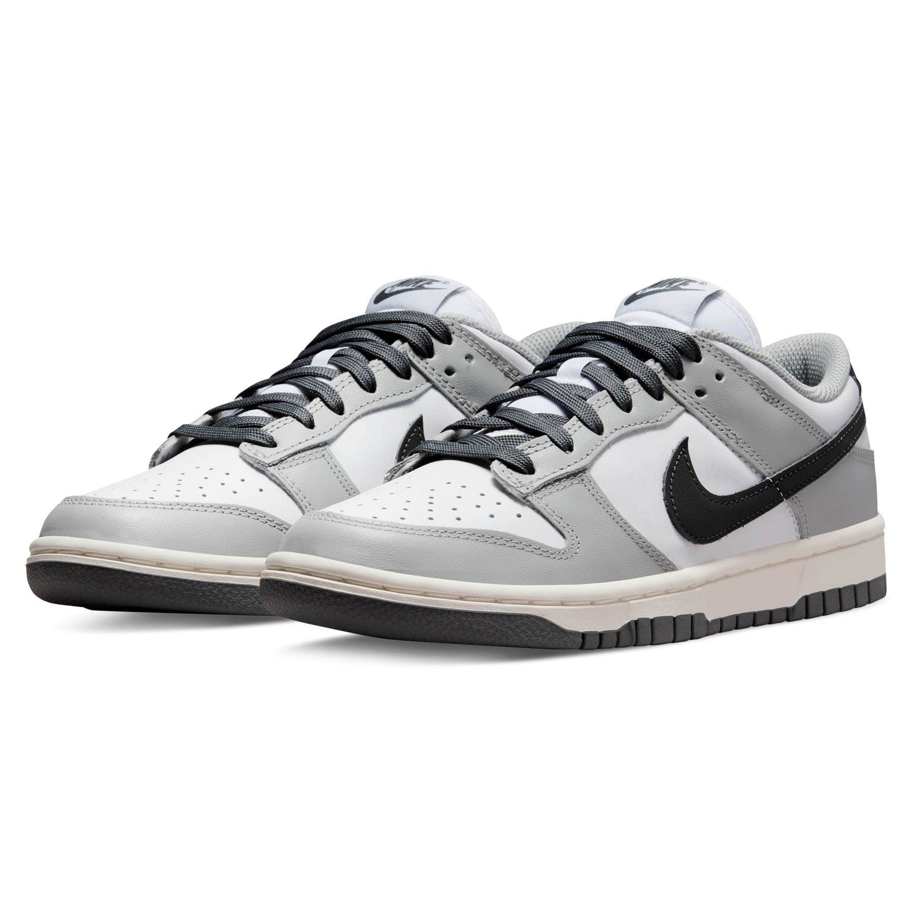 Nike Dunk Low Wmns 'Light Smoke Grey' — UK 2.5 | EU 35.5 | US 5 — Side View