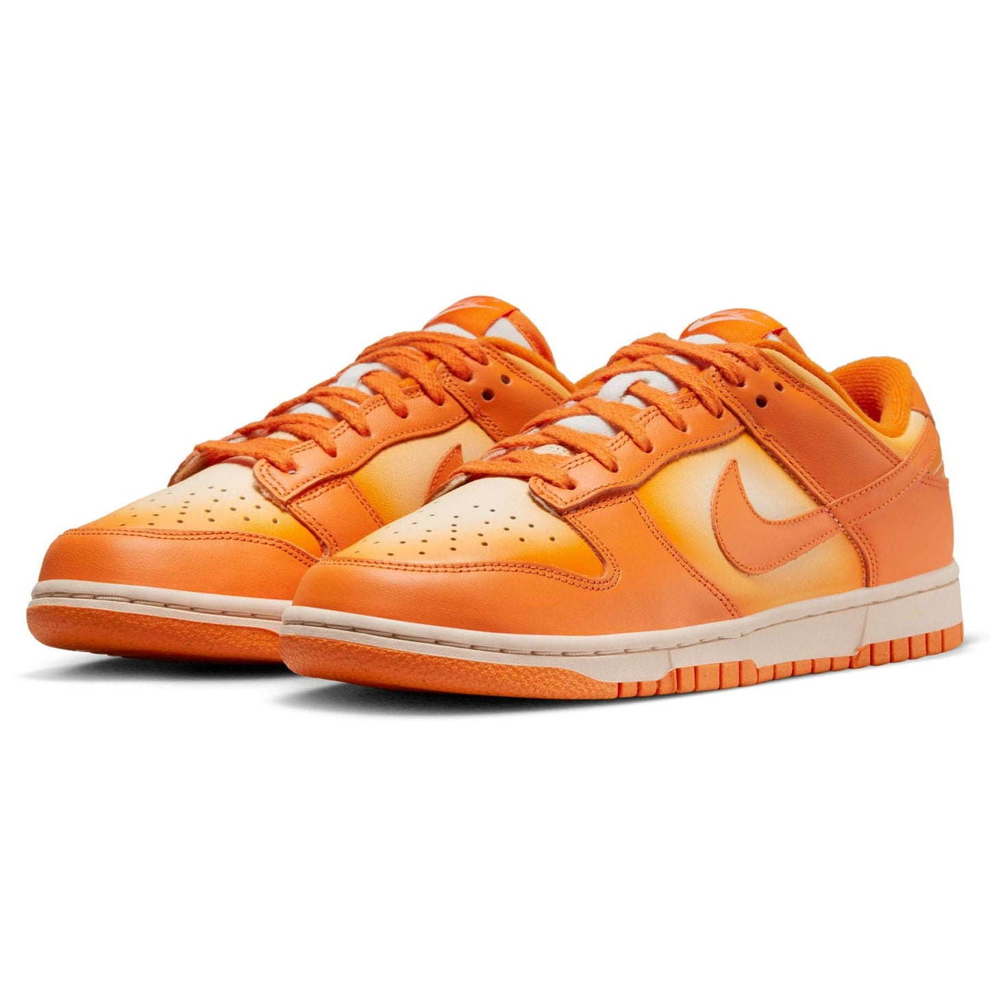 Nike Dunk Low Wmns 'Magma Orange' — UK 2.5 | EU 35.5 | US 5 — Side View