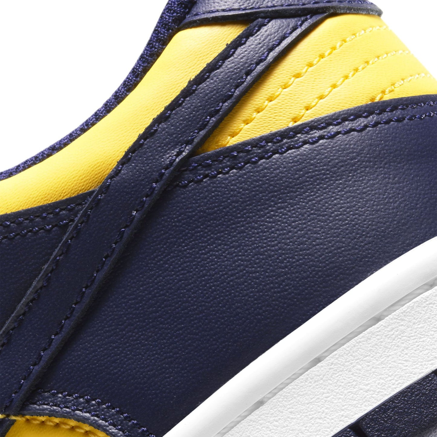 Nike Dunk Low GS 'Michigan' 2021 — UK 13.5 | EU 32 | US 1Y — Lifestyle View