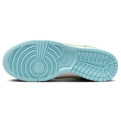 Nike Dunk Low Wmns 'Ocean Bliss' — UK 2.5 | EU 35.5 | US 5 — Detail View