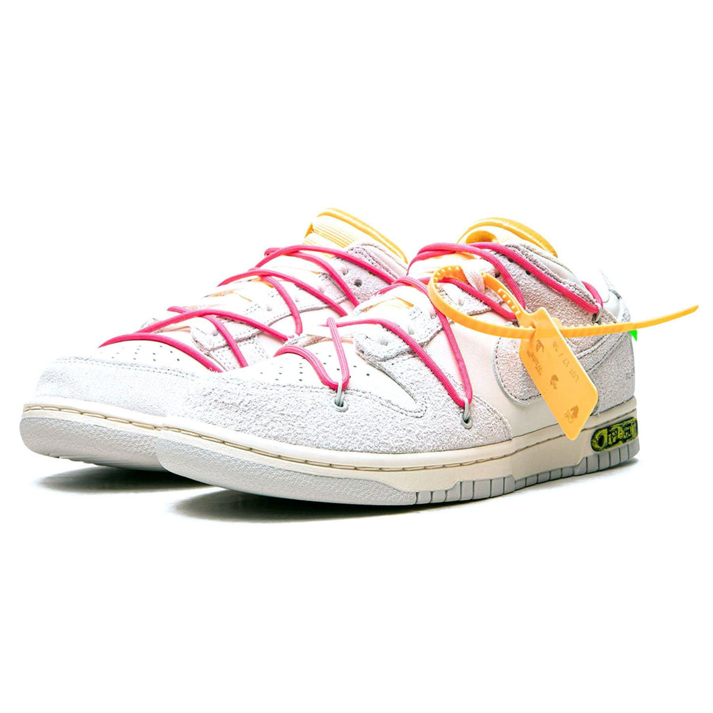 Off-White x Nike Dunk Low 'Lot 17 of 50' — UK 3 | EU 35.5 | US 3.5 — Side View