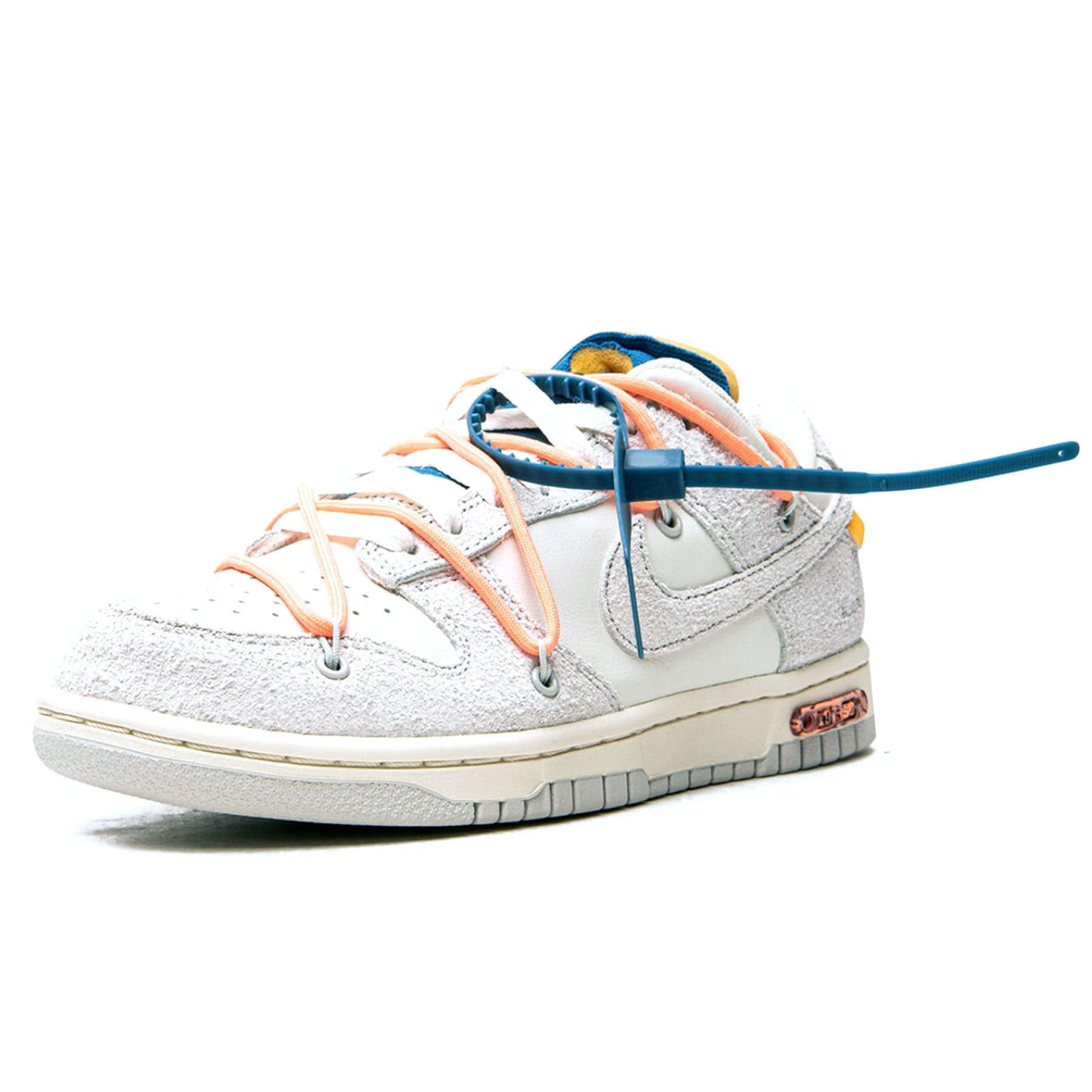 Off-White x Nike Dunk Low 'Lot 19 of 50' — UK 3 | EU 35.5 | US 3.5 — Top View