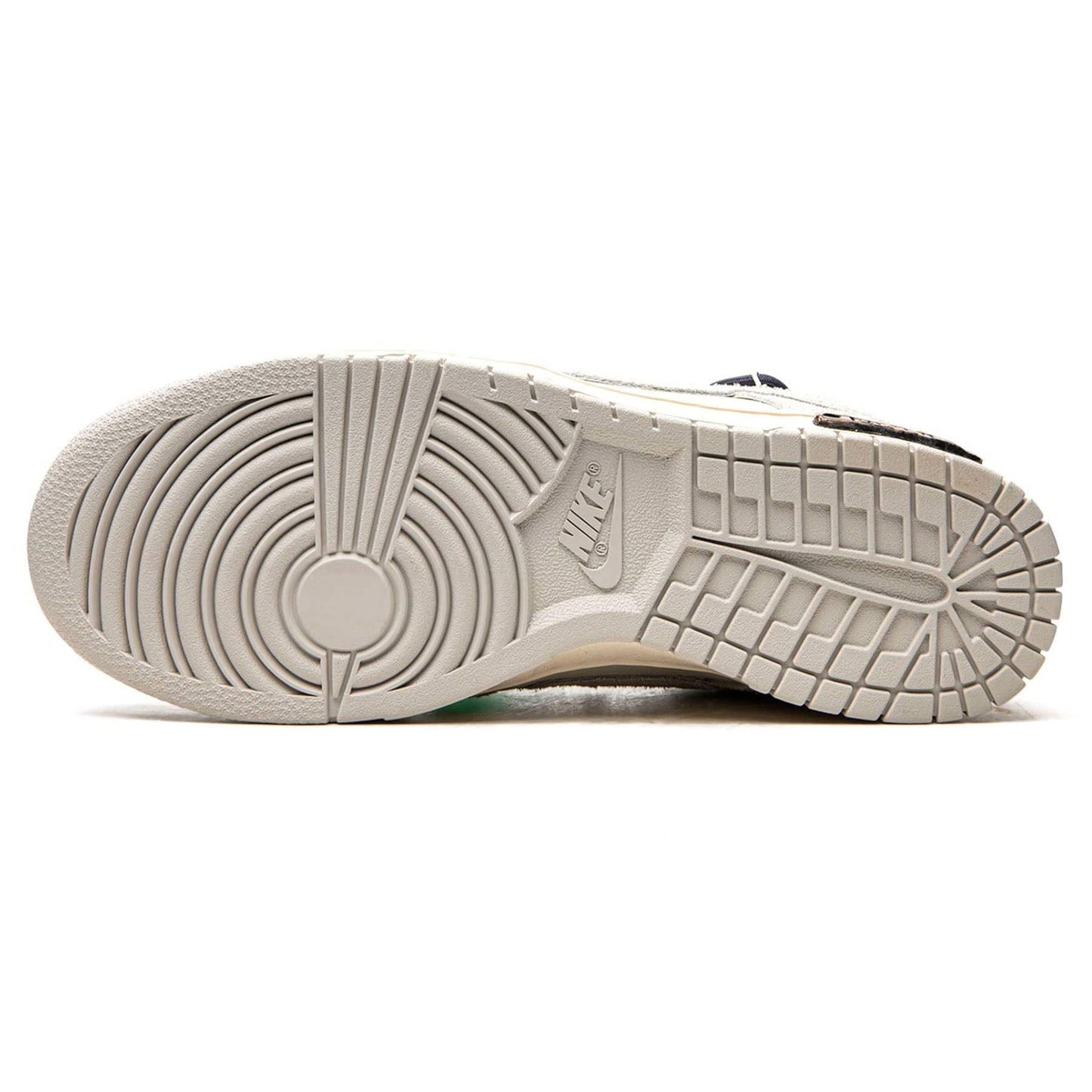 Off-White x Nike Dunk Low 'Lot 20 of 50' — UK 3 | EU 35.5 | US 3.5 — Detail View