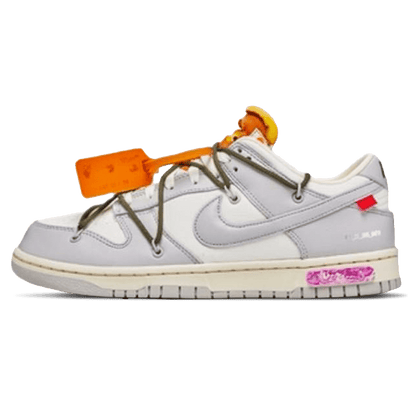 Off-White x Nike Dunk Low 'Lot 22 of 50' — UK 3 | EU 35.5 | US 3.5 — Front View