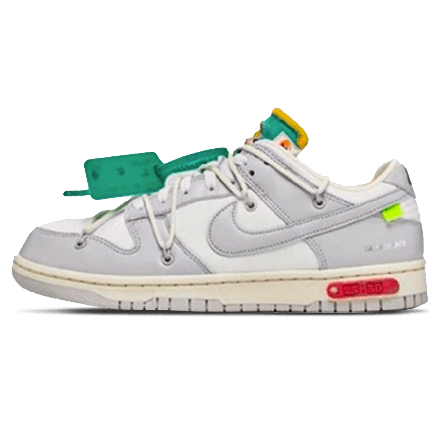 Off-White x Nike Dunk Low 'Lot 25 of 50' — UK 3 | EU 35.5 | US 3.5 — Front View