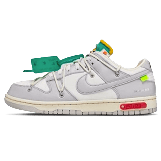 Off-White x Nike Dunk Low 'Lot 25 of 50' — UK 3 | EU 35.5 | US 3.5 — Front View