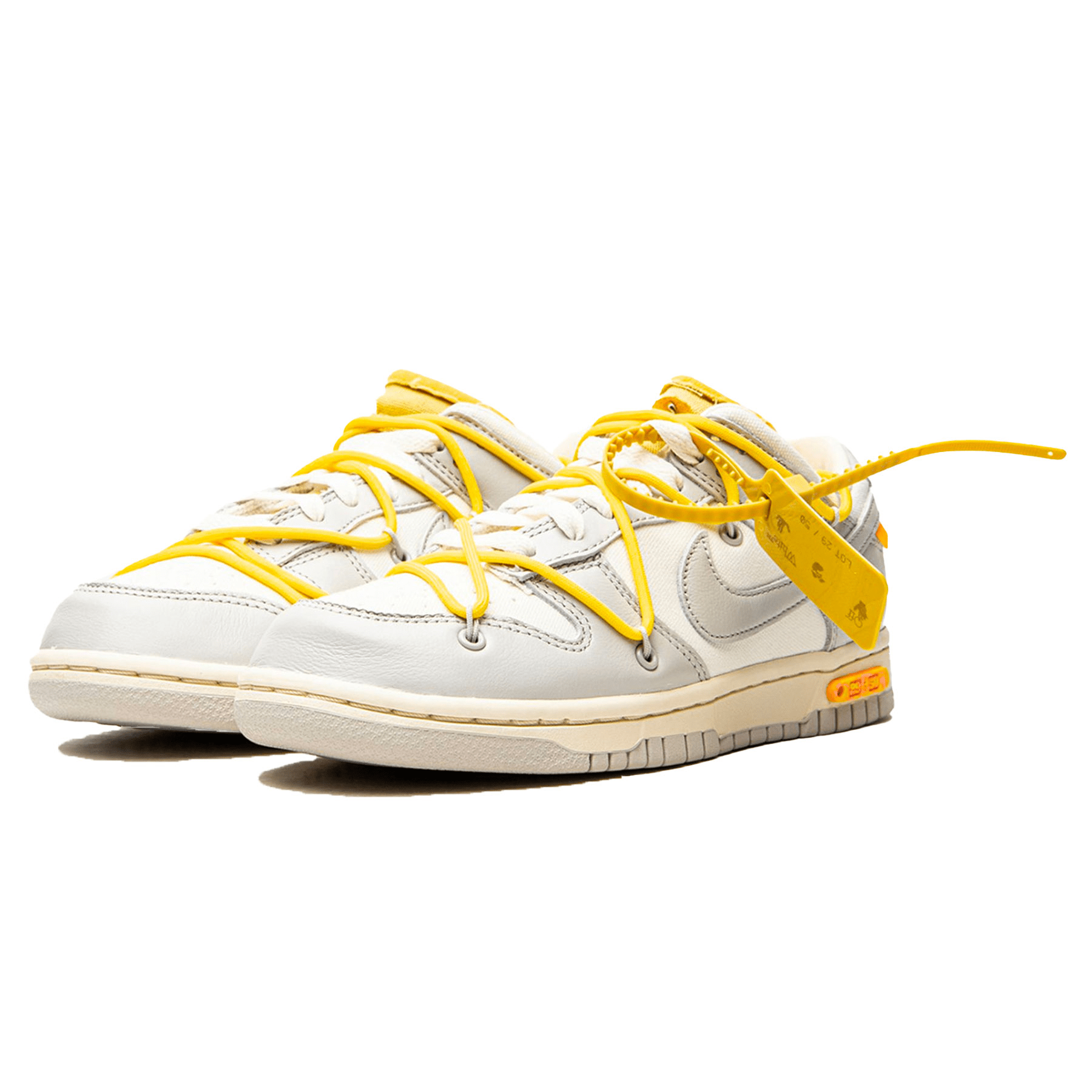Off-White x Nike Dunk Low 'Lot 29 of 50' — UK 3 | EU 35.5 | US 3.5 — Side View