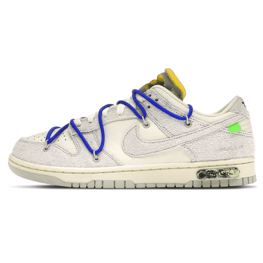 Off-White x Nike Dunk Low 'Lot 32 of 50' — UK 3 | EU 35.5 | US 3.5 — Front View