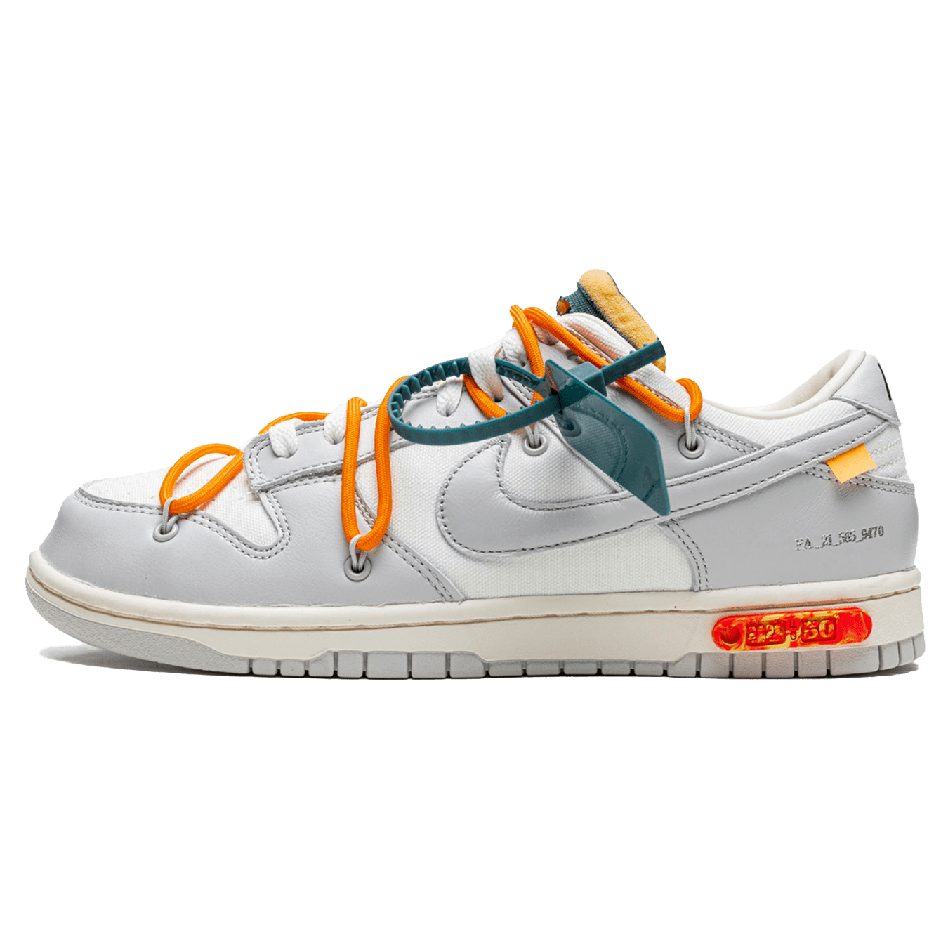 Off-White x Nike Dunk Low 'Lot 44 of 50' — UK 3 | EU 35.5 | US 3.5 — Front View