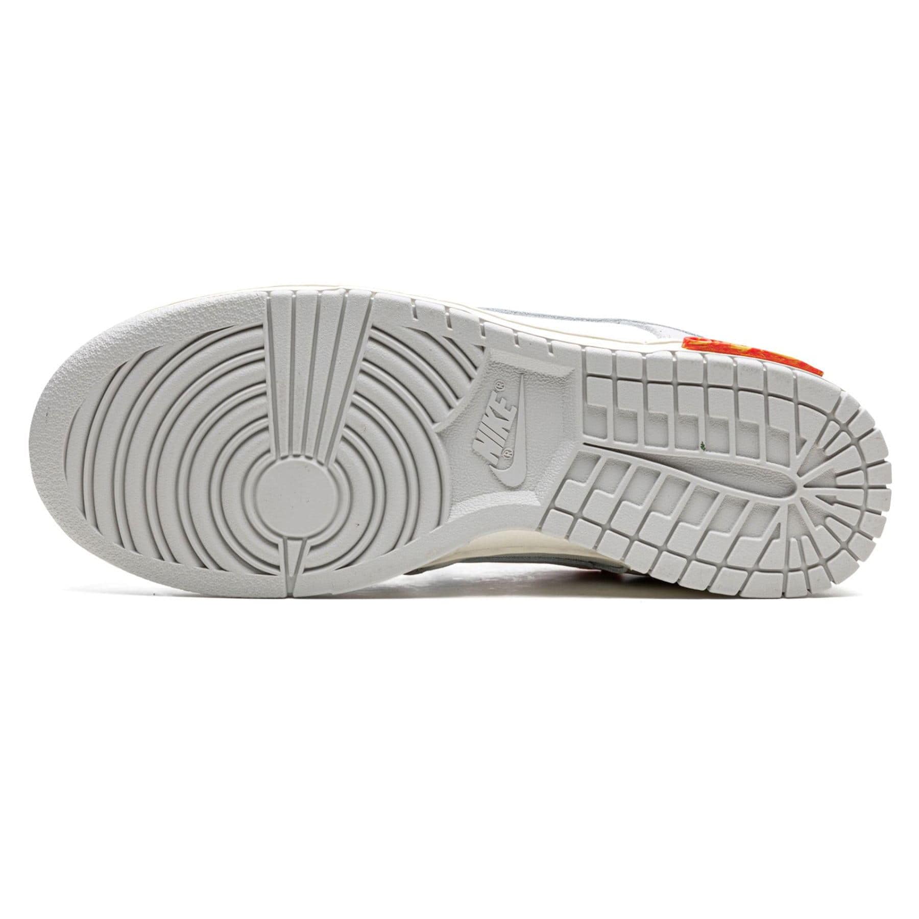 Off-White x Nike Dunk Low 'Lot 44 of 50' — UK 3 | EU 35.5 | US 3.5 — Detail View