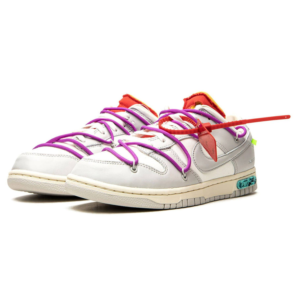 Off-White x Nike Dunk Low 'Lot 45 of 50' — UK 3 | EU 35.5 | US 3.5 — Side View