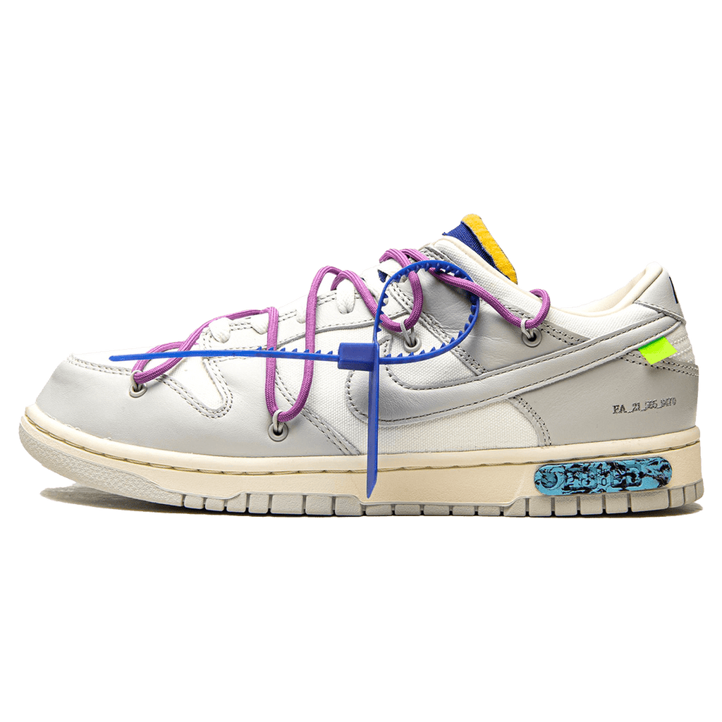 Off-White x Nike Dunk Low 'Lot 48 of 50' — UK 3 | EU 35.5 | US 3.5 — Front View