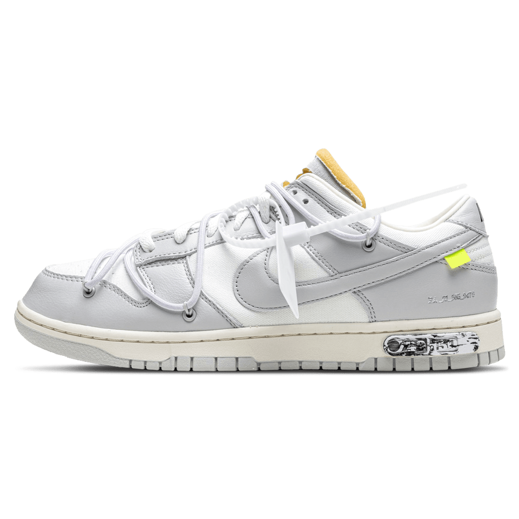 Off-White x Nike Dunk Low 'Lot 49 of 50' — UK 3 | EU 35.5 | US 3.5 — Front View