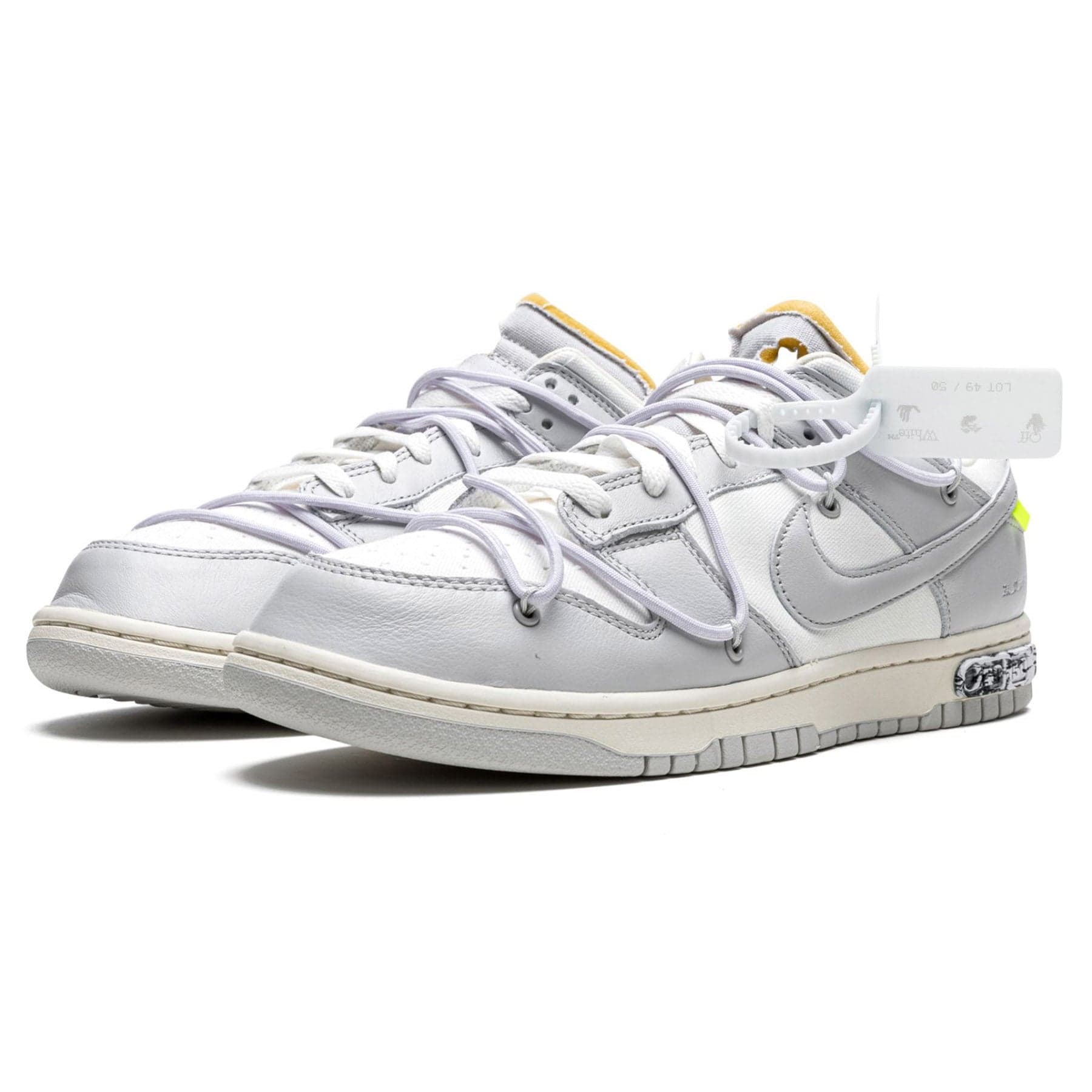 Off-White x Nike Dunk Low 'Lot 49 of 50' — UK 3 | EU 35.5 | US 3.5 — Side View