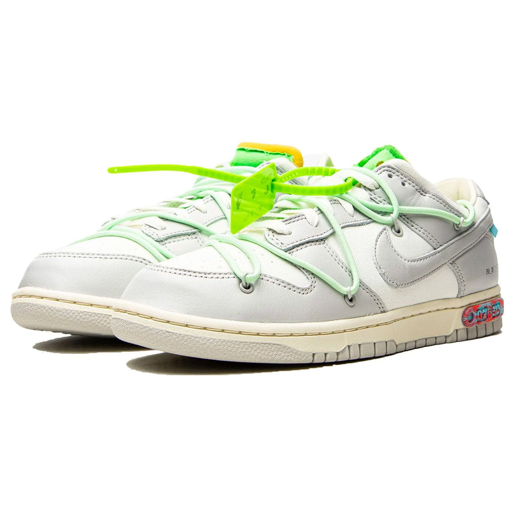 Off-White x Nike Dunk Low 'Lot 07 of 50' — UK 3 | EU 35.5 | US 3.5 — Side View