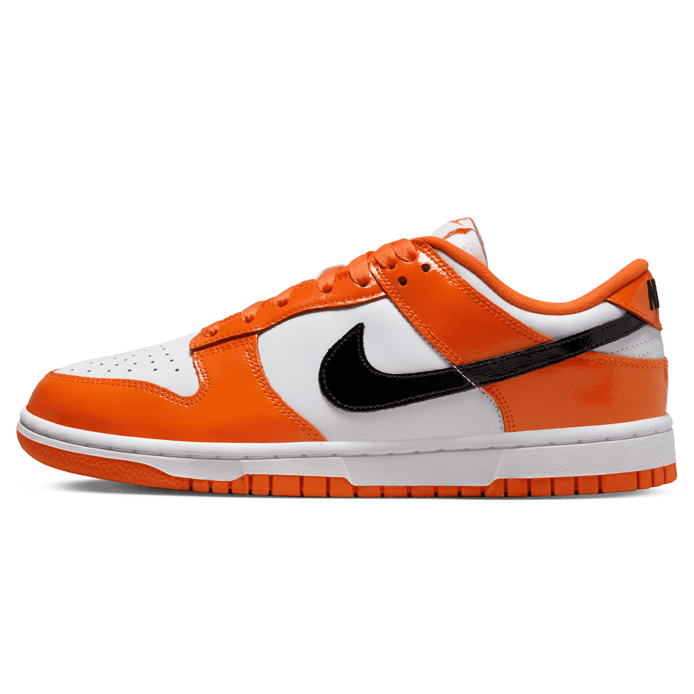 Nike Dunk Low Wmns 'Halloween' — UK 2.5 | EU 35.5 | US 5 — Front View