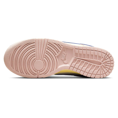 Nike Dunk Low Wmns 'Pink Oxford' — UK 2.5 | EU 35.5 | US 5 — Detail View