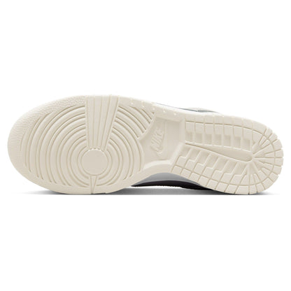 Nike Dunk Low Wmns 'White Sail' — UK 2.5 | EU 35.5 | US 5 — Detail View