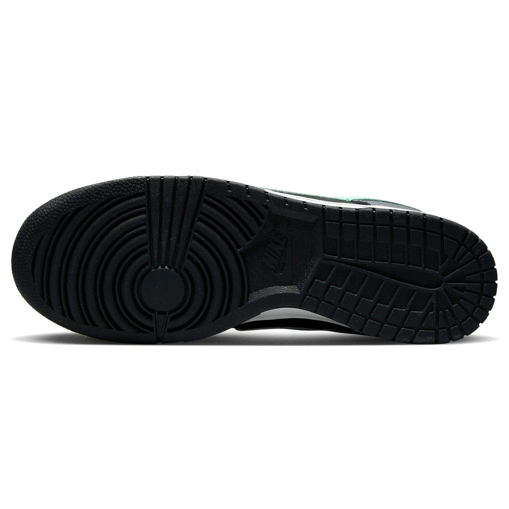 Nike Dunk Low 'Black Green Glow' — UK 3 | EU 35.5 | US 3.5 — Detail View