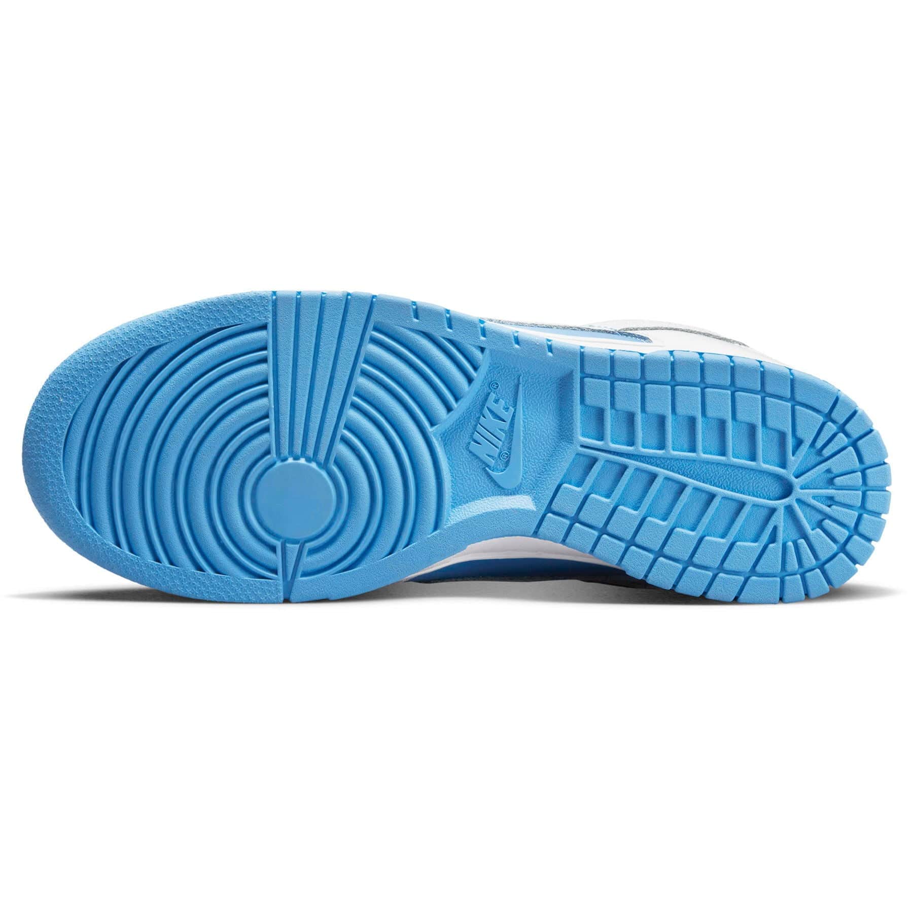 Nike Dunk Low Wmns 'Reverse UNC' — UK 2.5 | EU 35.5 | US 5 — Back View