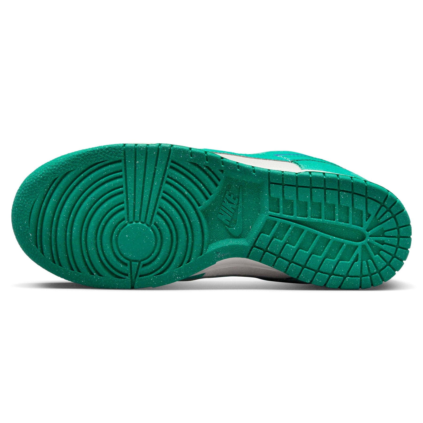 Nike Dunk Low Wmns SE 85 'Neptune Green' — UK 2.5 | EU 35.5 | US 5 — Detail View