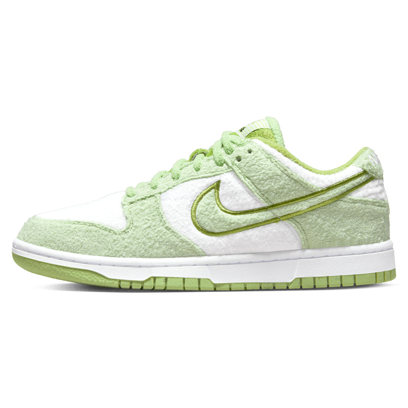 Nike Dunk Low SE Wmns 'Fleece - Honeydew' — UK 2.5 | EU 35.5 | US 5 — Front View