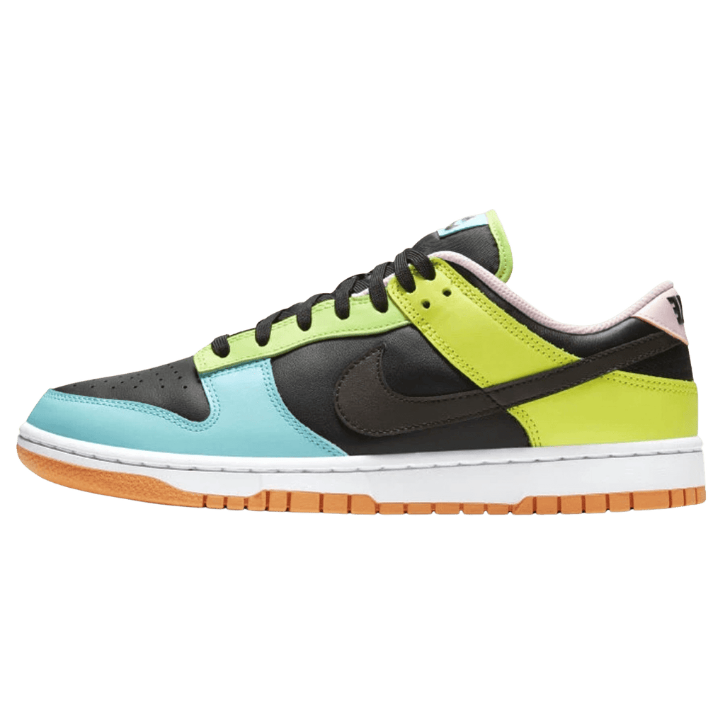 Nike Dunk Low SE ‘Free.99 - Black’ — UK 3 | EU 35.5 | US 3.5 — Front View