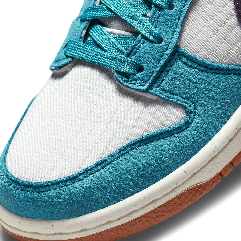Nike Dunk Low SE GS 'Toasty - Rift Blue' — UK 13.5 | EU 32 | US 1Y — Lifestyle View