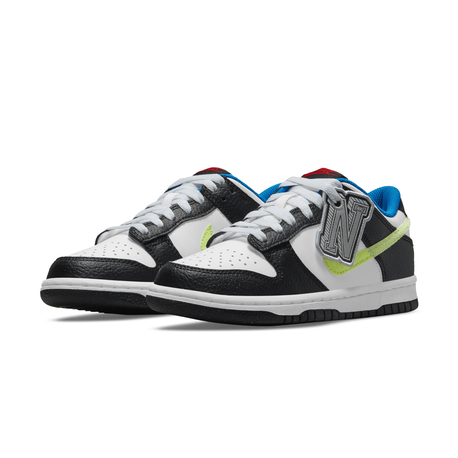 Nike Dunk Low GS 'White Light Lemon Twist' — UK 13.5 | EU 32 | US 1Y — Side View