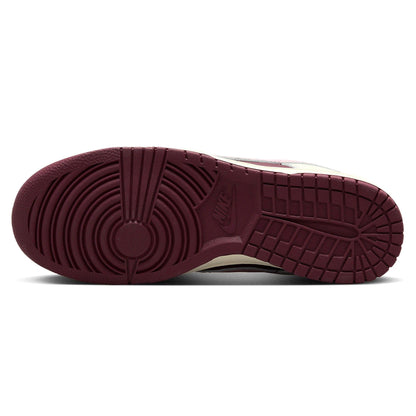 Nike Dunk Low Premium 'Valentine's Day' — UK 3 | EU 35.5 | US 3.5 — Detail View