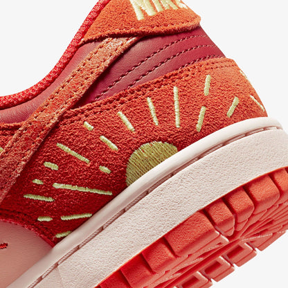 Nike Dunk Low Wmns 'Winter Solstice' — UK 2.5 | EU 35.5 | US 5 — Alternate View 7