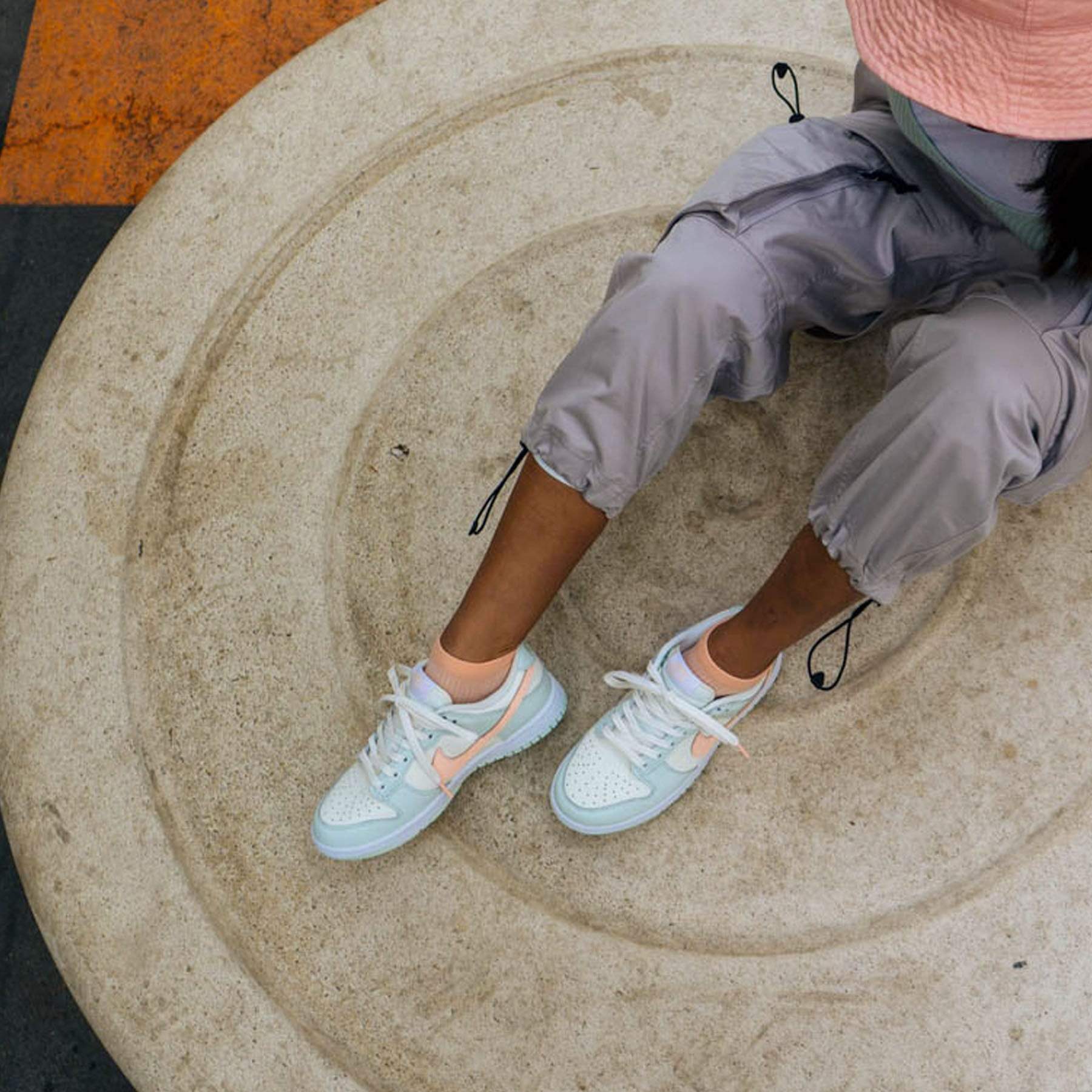 Nike Dunk Low Wmns 'Barely Green' — UK 2.5 | EU 35.5 | US 5 — Alternate View 7