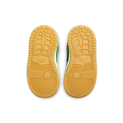 Nike Dunk Low SB TD 'St. Patrick’s Day' — UK 0C | EU 15 | US 0C — Detail View