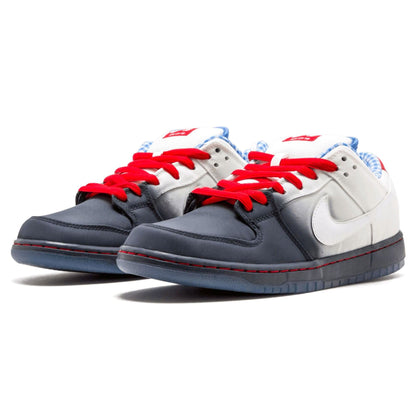 Nike Dunk Low Premium SB 'Dorothy' — UK 3 | EU 35.5 | US 3.5 — Side View