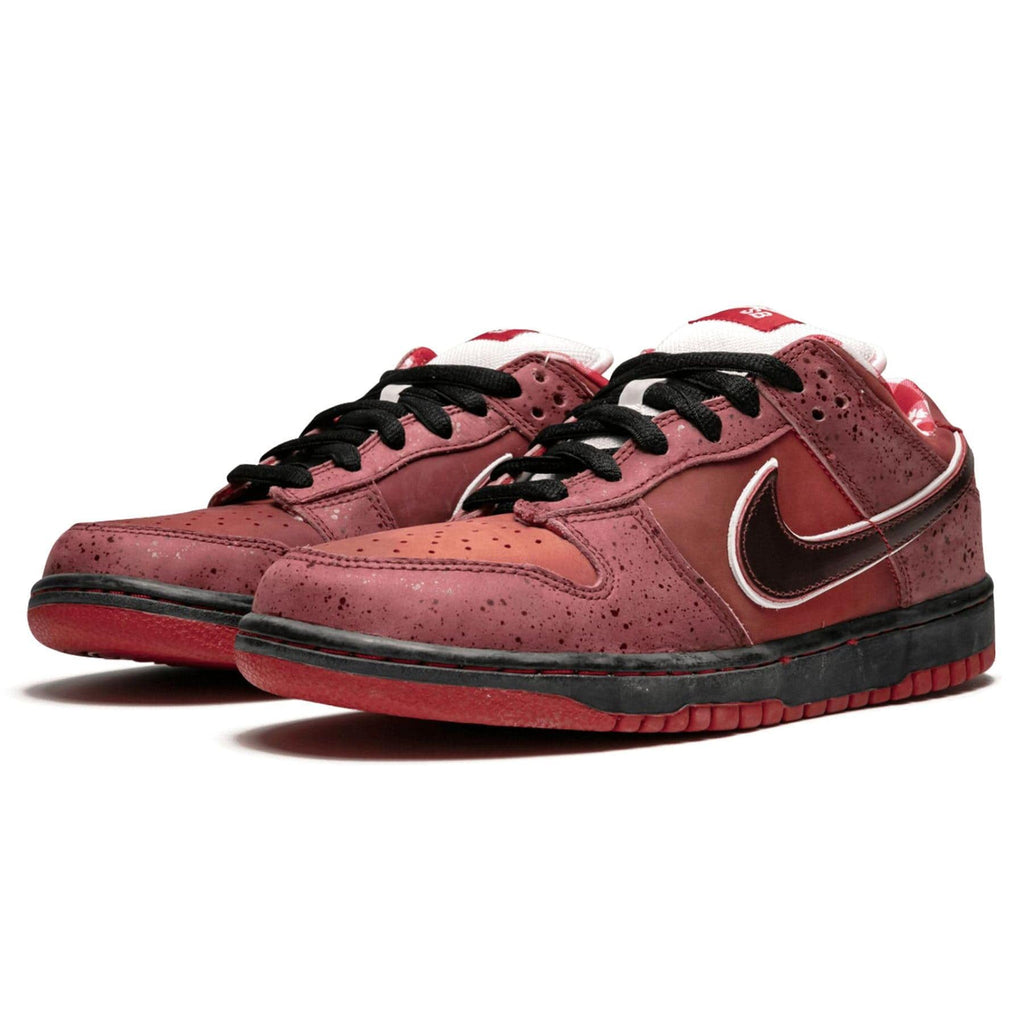 Nike Dunk Low Premium SB 'Lobster' — UK 3 | EU 35.5 | US 3.5 — Side View