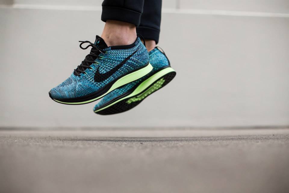 Nike Flyknit Racer Blue Lagoon - Black — UK 3 | EU 35.5 | US 3.5 — Detail View