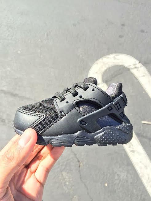 Nike Huarache Run TD Triple Black — UK 0C | EU 15 | US 0C — Side View